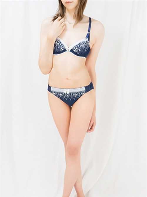 真田みゆ